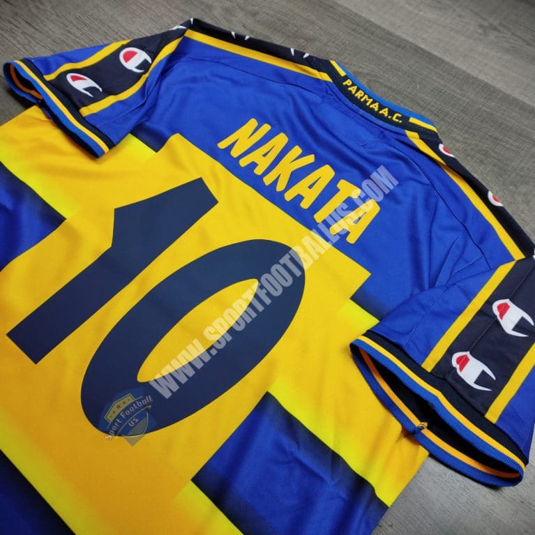 Retro - Parma Home 2001-02 10 NAKATA_02