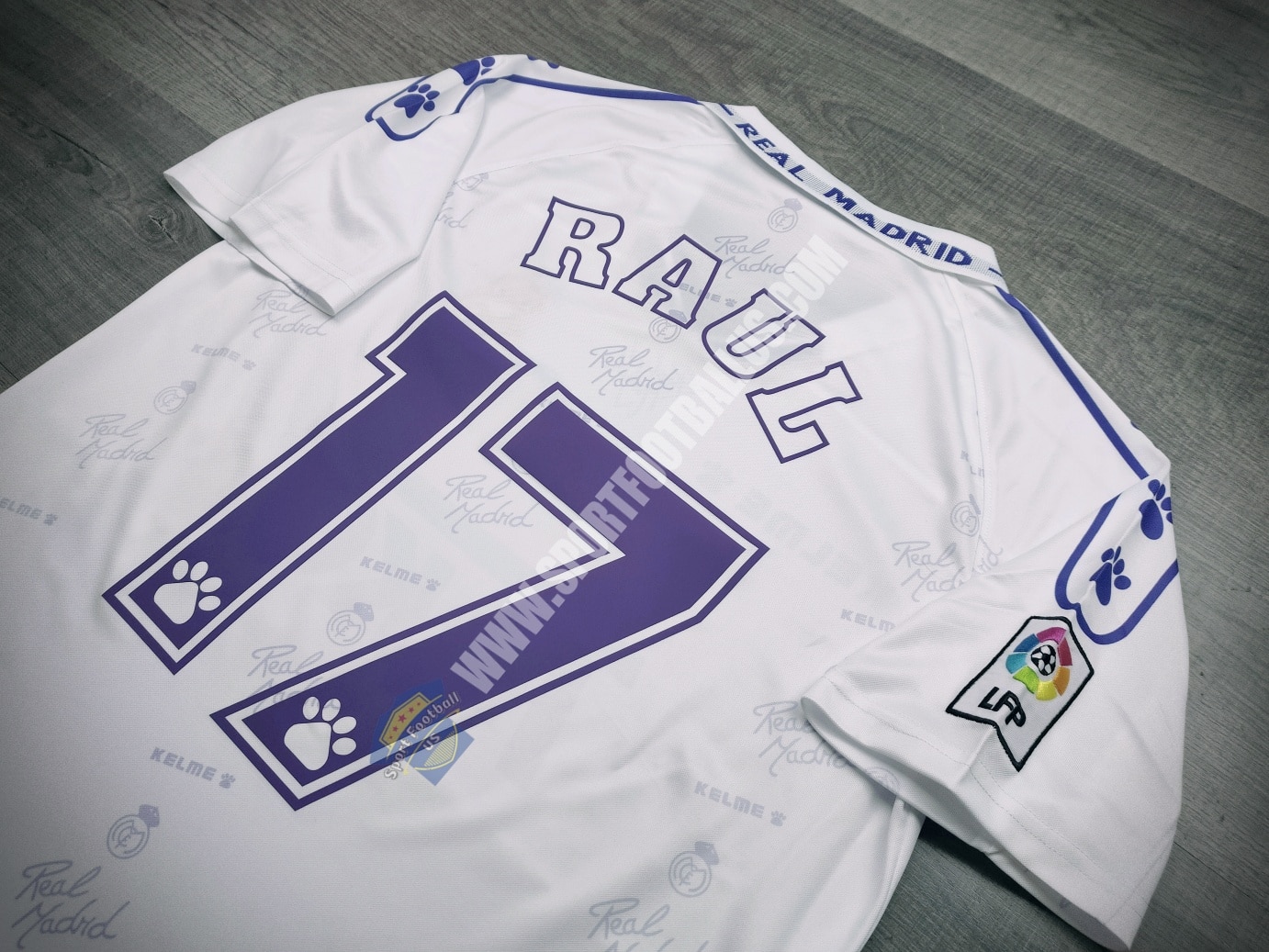 Retro Real Madrid Home 1994-95 17 RAUL GONZALEZ_02